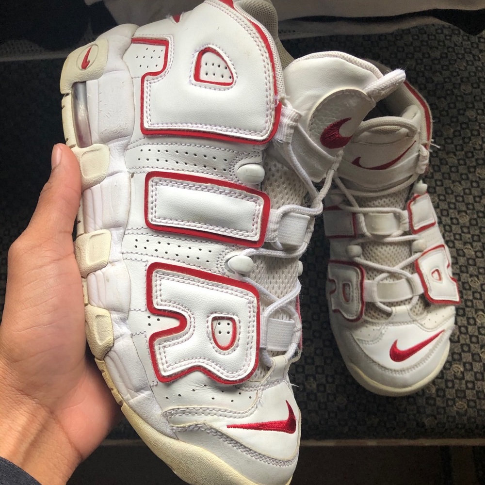 Nike Uptempo Varsity Red